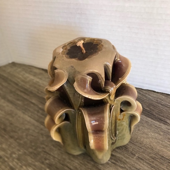 1970s Hand Carved Ribbon Twist Candle - Picture 4 of 11